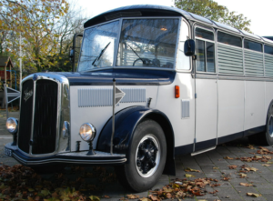 Nostalgische uitvaartbus - Charon Uitvaart